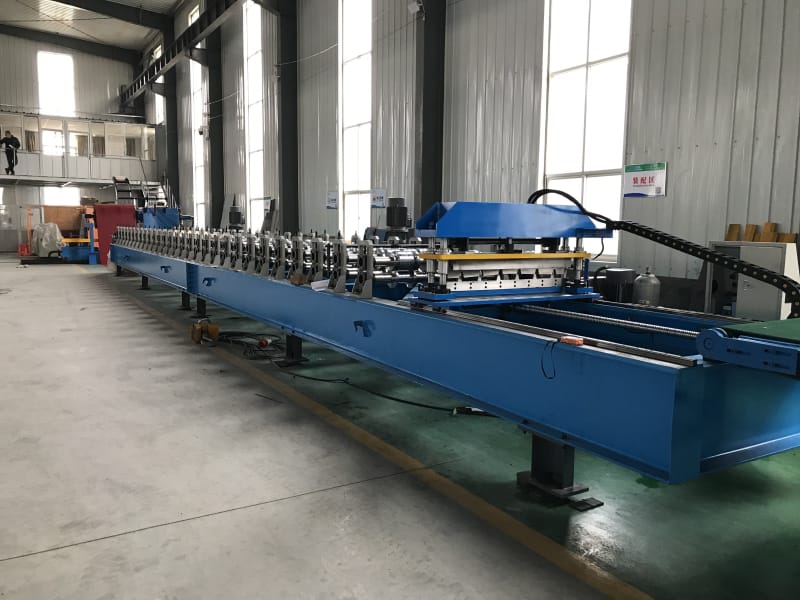 TN40 roofing sheet roll forming machine
